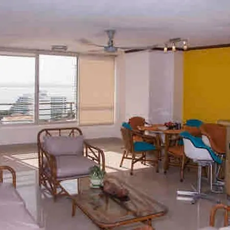 Iv 2 Bedroom