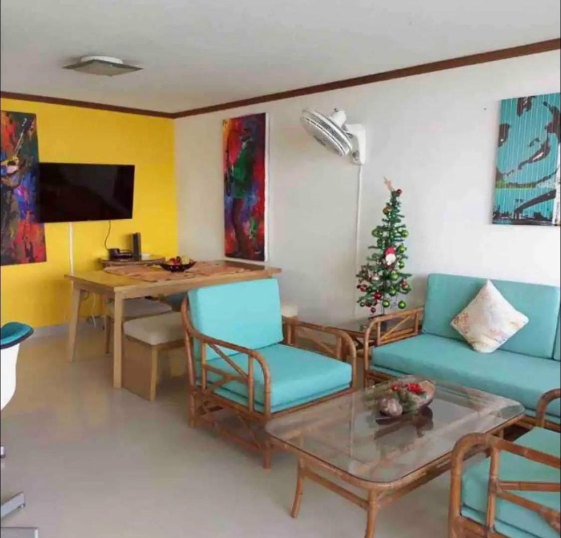 Iv 2 Bedroom